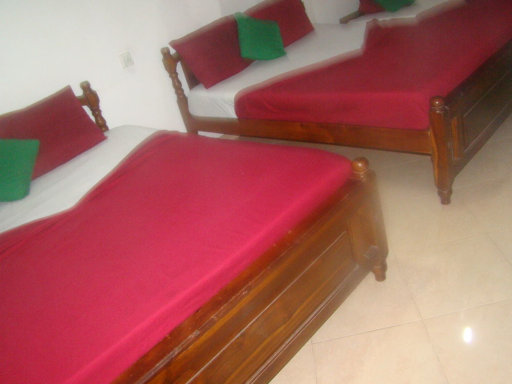 Pinidiya Resort Anuradhapura Esterno foto