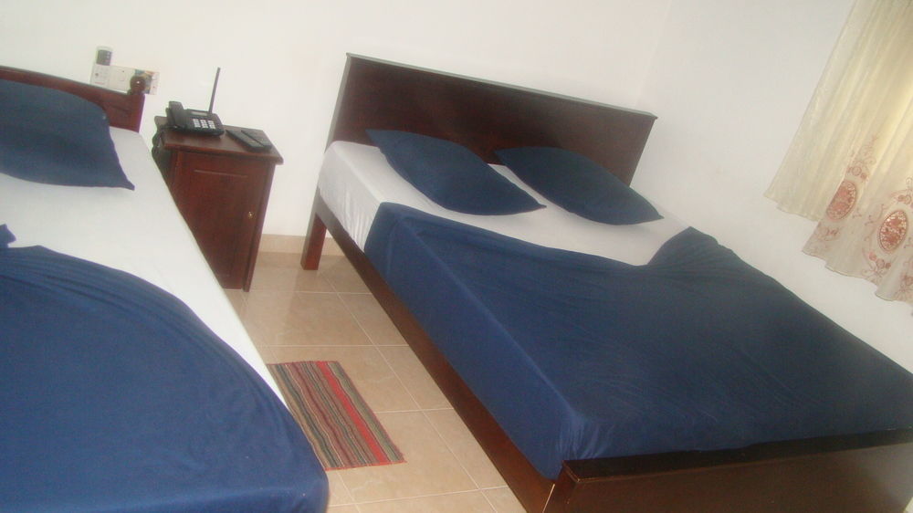 Pinidiya Resort Anuradhapura Esterno foto
